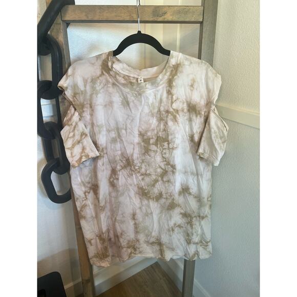 Lululemon All Yours Cut Out Tee - Picture 1 of 6